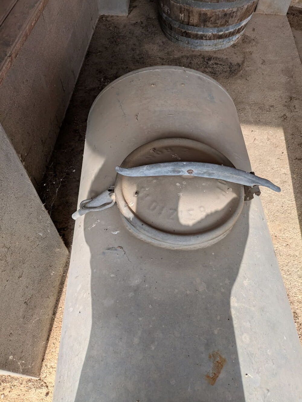 tonneau galvanis&eacute; Meubles