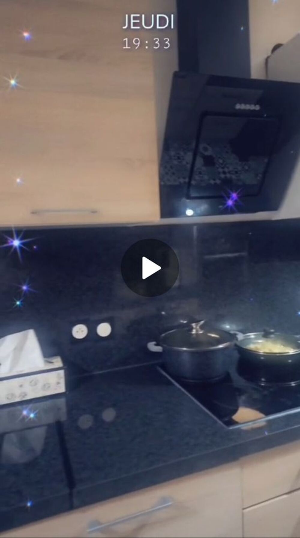 Cuisine &eacute;quip&eacute;e Meubles