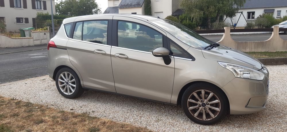 B-max TITANIUM 2015 occasion 44470 Carquefou