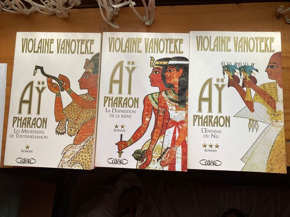 Trilogie de la saga "AY PHARAON" de Violaine Vanoyeke Livres et BD