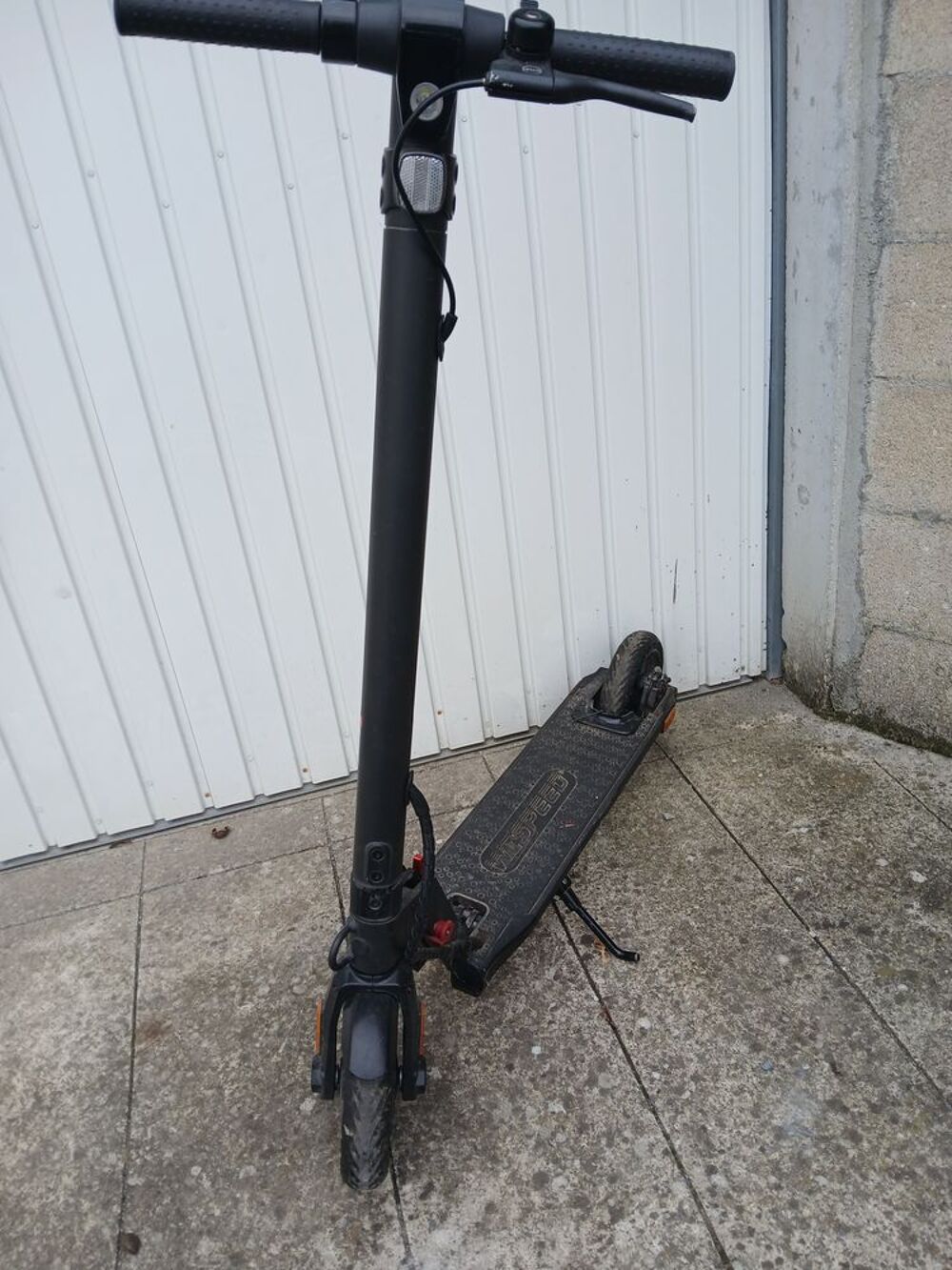 Trottinette &eacute;lectrique Bricolage