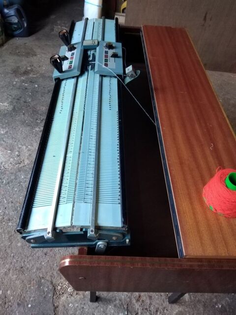 Machine � tricoter Erka 50 Saint-Denis-les-Ponts (28)