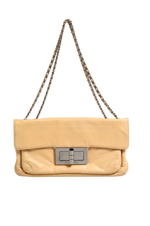 Sac à rabat géant Mademoiselle en cuir d'agneau beige B+ Condom (32)