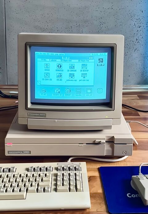 COMMODORE 128 D 0 Carcassonne (11)