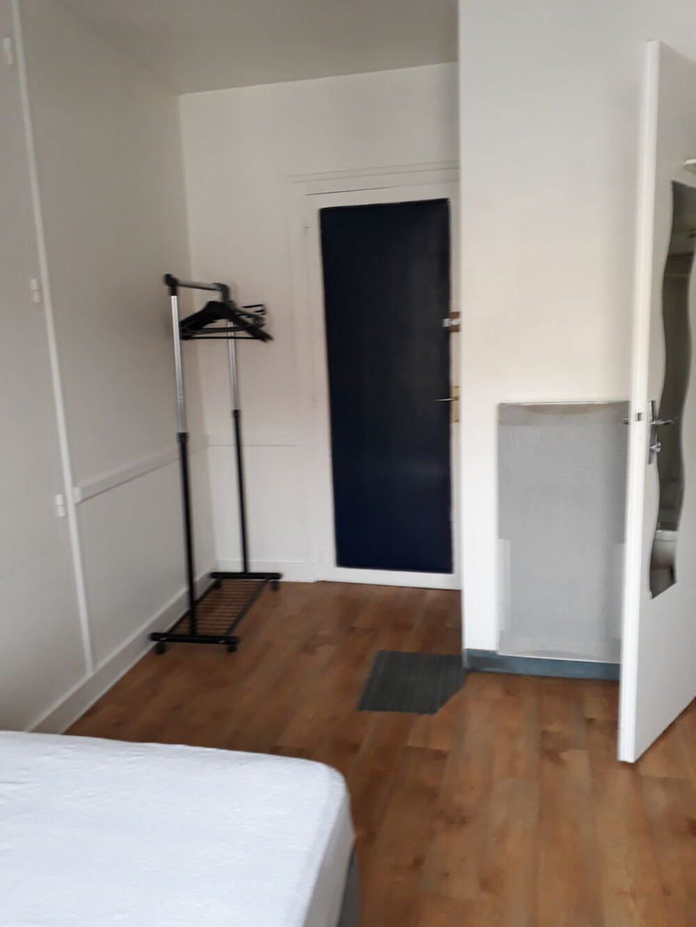 Location Appartement studio meubl au centre ville de Chatellerault Chtellerault