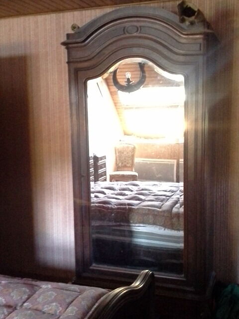 Chambre  coucher du XIXme sicle 120 Avallon (89)