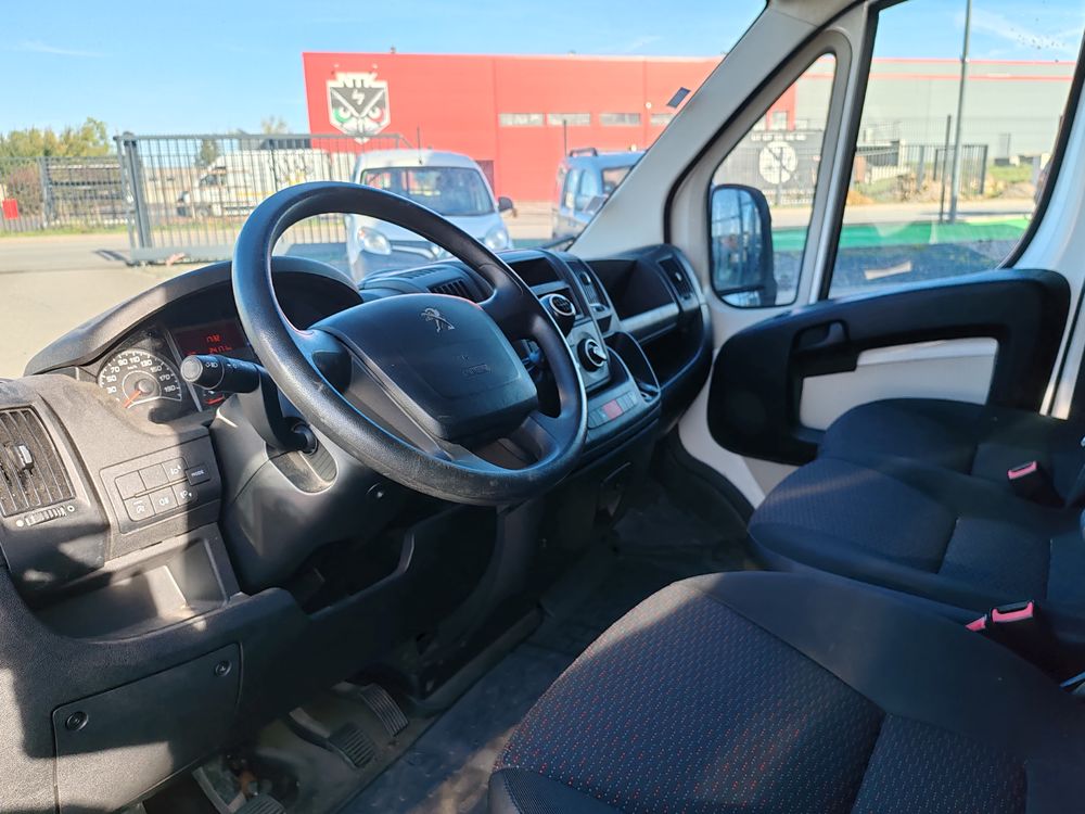 Divers PEUGEOT BOXER L2H2 110 CV 08/2017 24126 KM 17 990 € 2017 occasion 54720 Lexy
