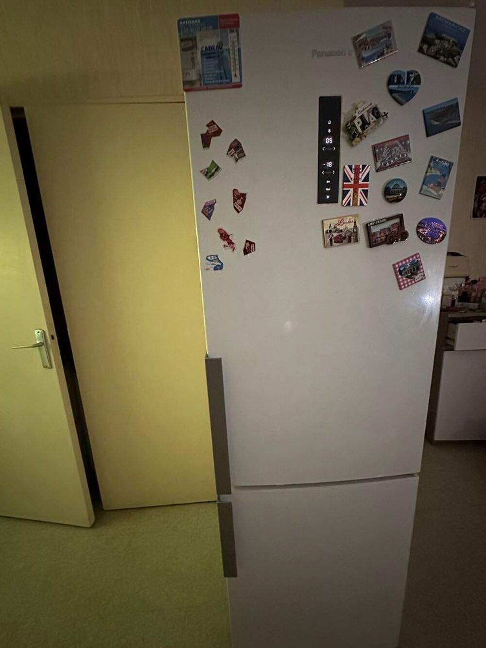 R&eacute;frig&eacute;rateur Panasonic Electroménager