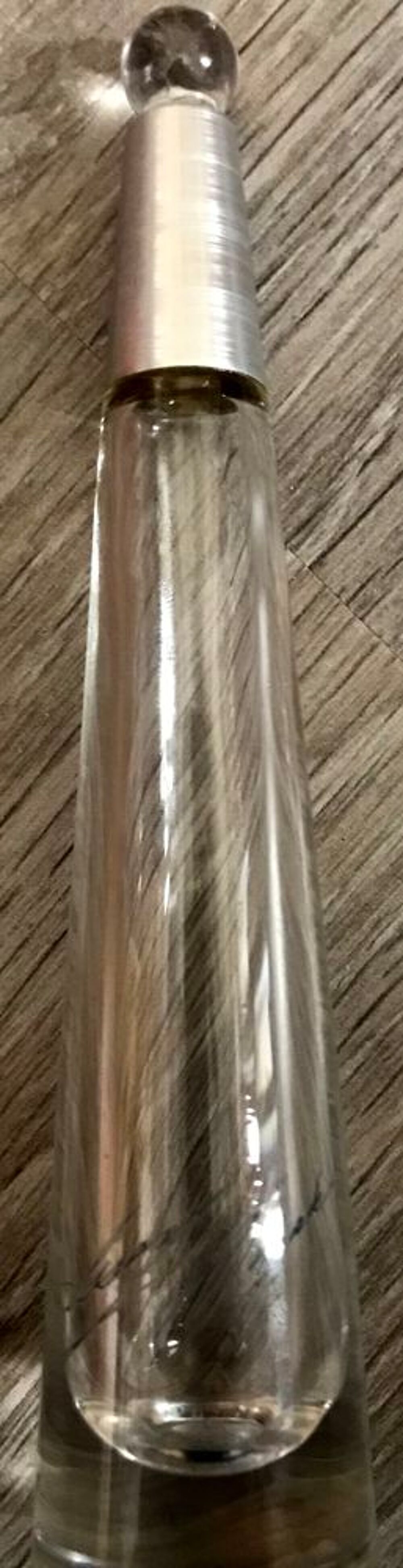 Flacon d extrait de parfume vide ISSEY MIYAKE
