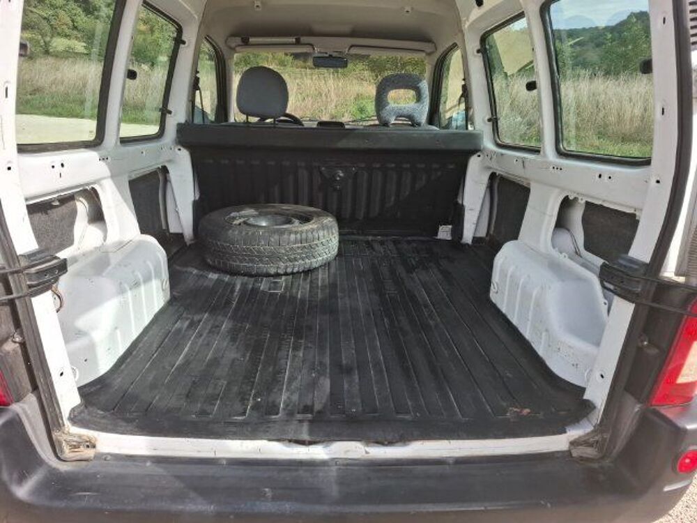 Berlingo BERLINGO 2.0 HDI 90CV DANGEL 4X4 2006 occasion 69320 Feyzin