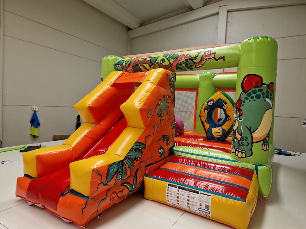 Structure gonflable pro avec moteur et certification Jeux / jouets