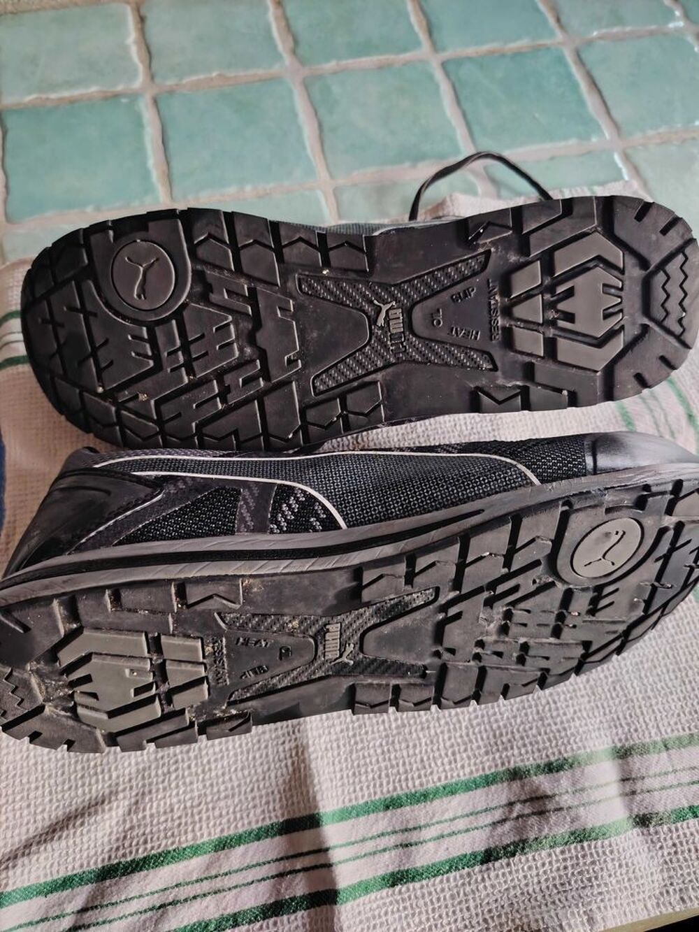 Chaussure de s&eacute;curit&eacute; PUMA Chaussures
