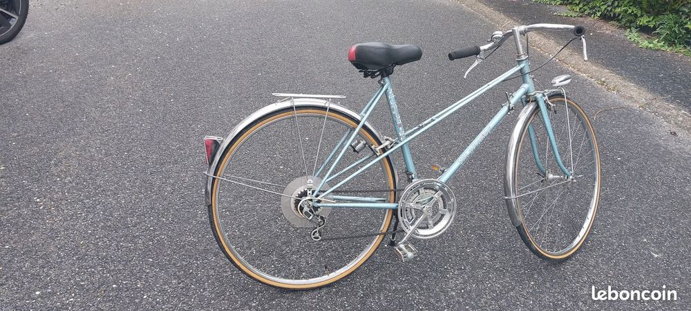 V&eacute;ritable v&eacute;lo de Ville "VINTAGE" Valdenaire "tout d'origine Vélos