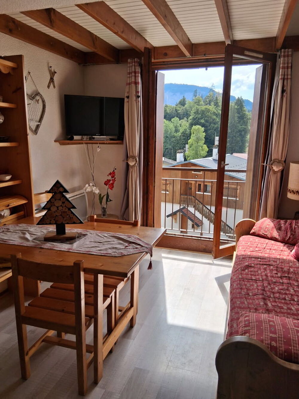 Location Duplex/Triplex DERN DISPO SEM 34/35 agreable duplex ds village savoyard:370 Arâches-la-frasse