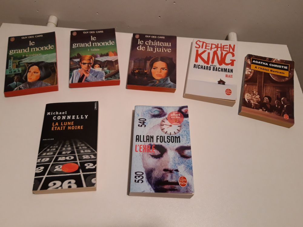 Livres de poche x 25 : Romans, Espionnage, Suspense, Policie Livres et BD