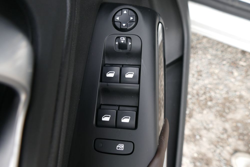 C5 aircross C5 Aircross PureTech 130 S&S BVM6 Start 2019 occasion 13600 La Ciotat