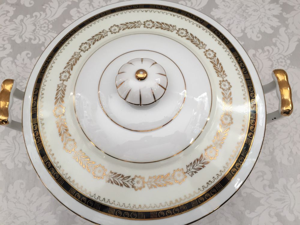 ANCIENNE SOUPI&Egrave;RE L&Eacute;GUMIER PORCELAINE DE LUXE VINTAGE JAPAN Cuisine