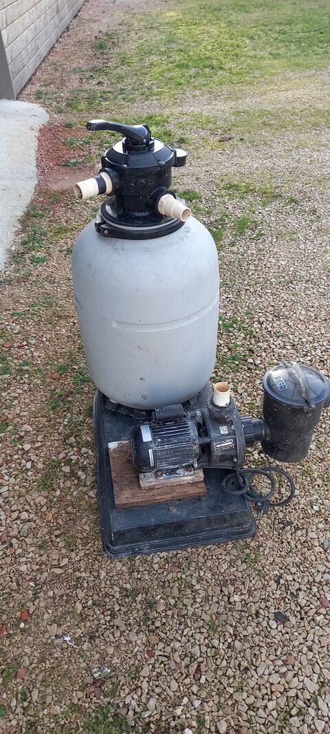 Systme de filtration  sable et pompe pour piscine 100 Lissac-et-Mouret (46)