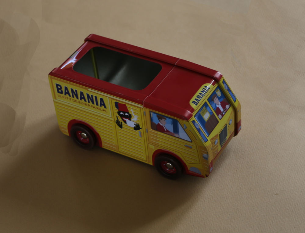 Estafette Banania de rangement en t&ocirc;le Jeux / jouets