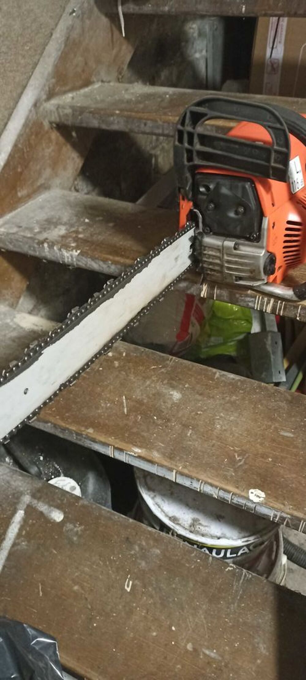 &agrave;€ Vendre Tron&ccedil;onneuse thermique Bricolage