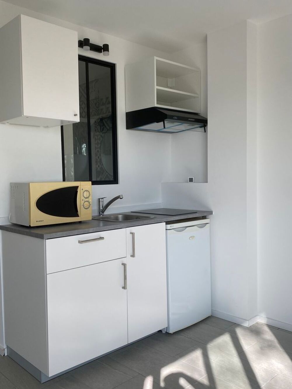 Location Appartement Studio meublé 19m² Orsay/Palaiseau proche écoles et fac Orsay