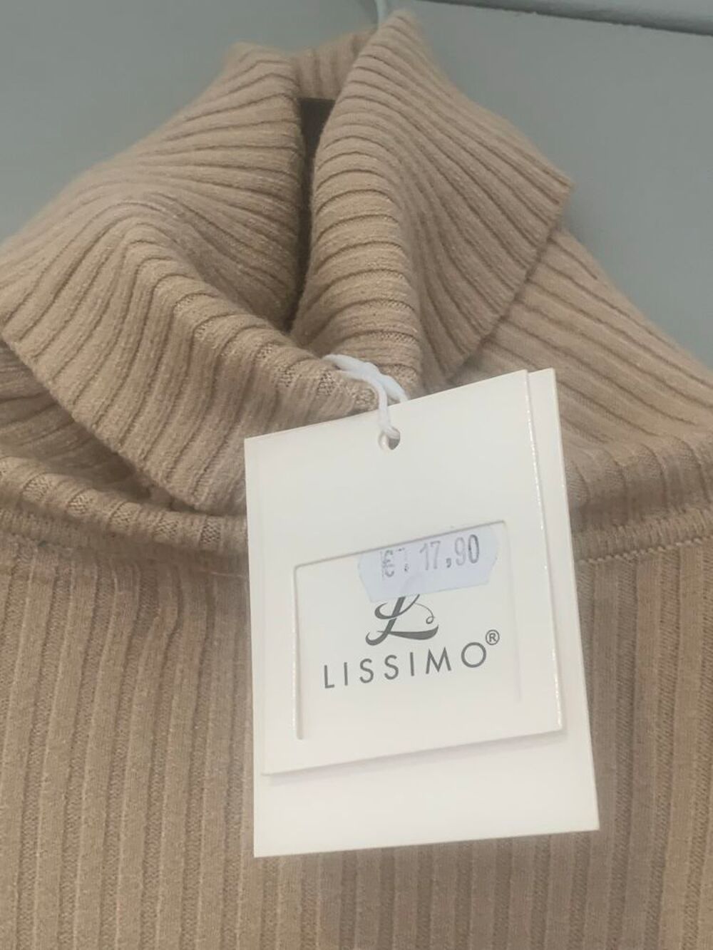 Haut court c&ocirc;tel&eacute; beige LISSIMO - Neuf avec &eacute;tiquette - Taille unique Vêtements