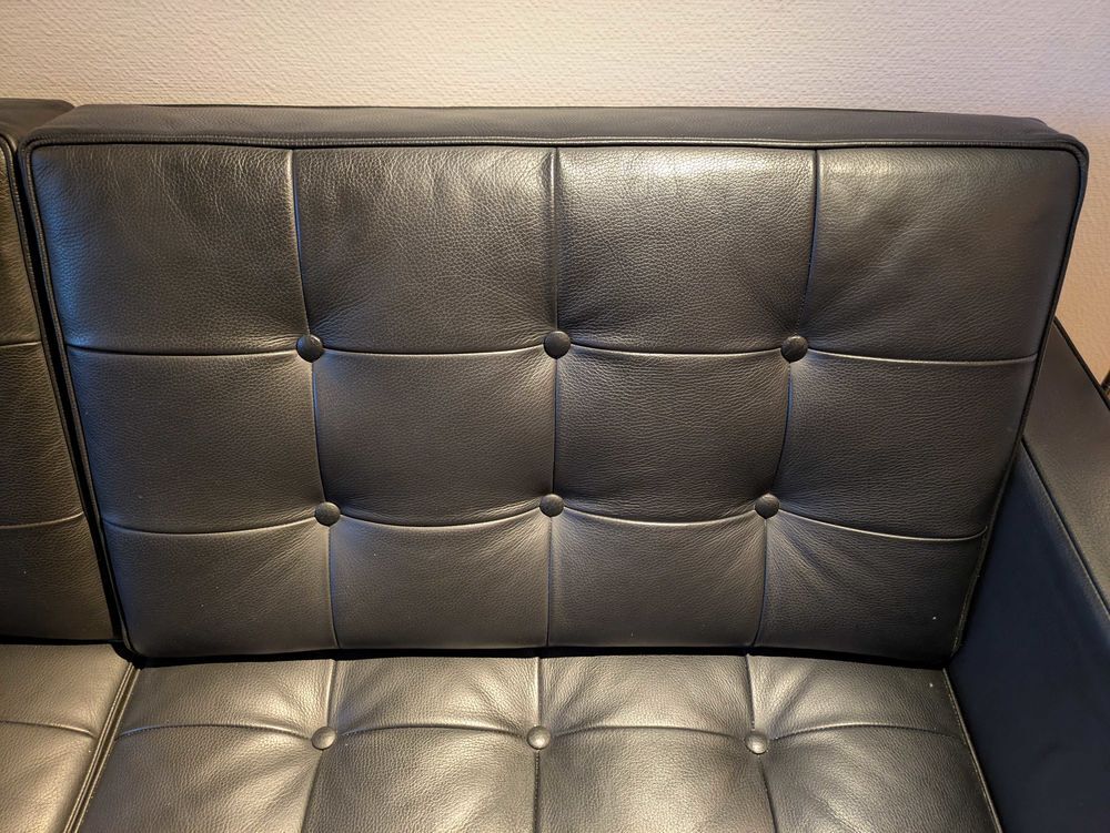 canap&eacute;+ fauteuil design en cuir Made in Italie Meubles