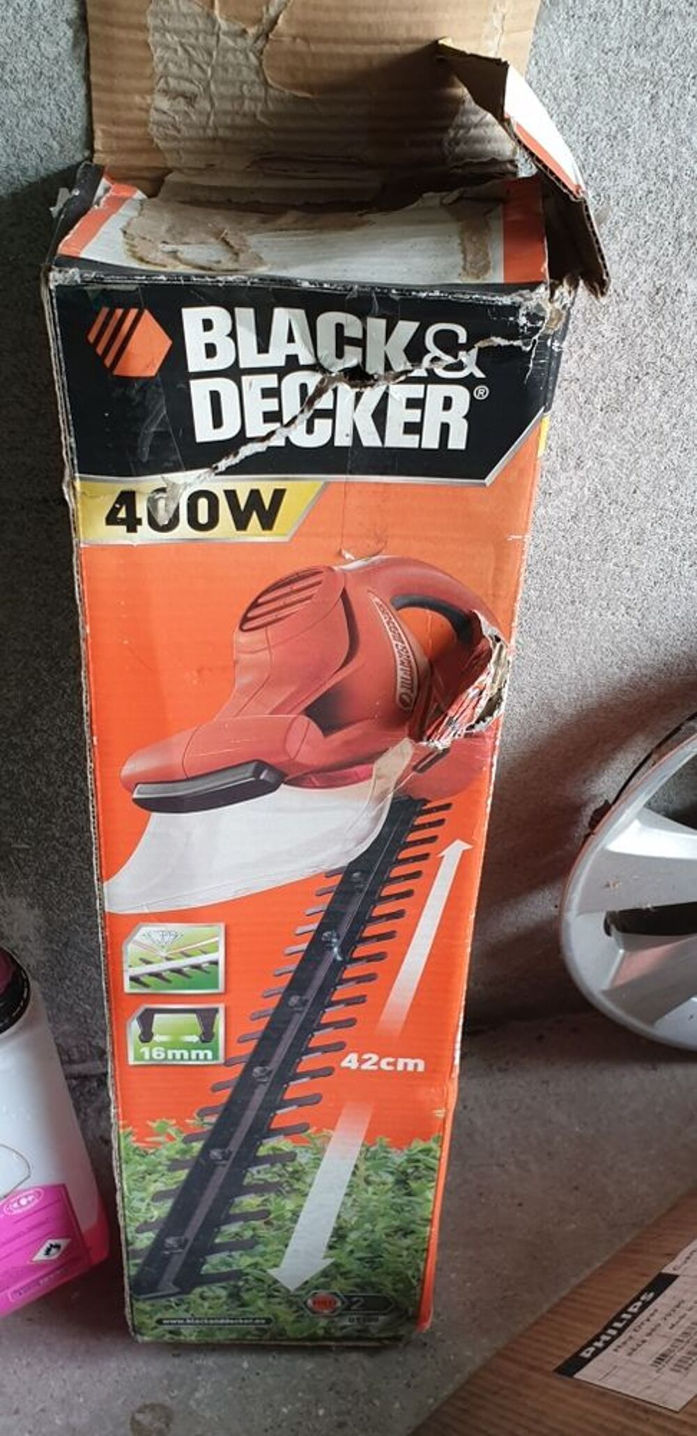 scie black et decker neuf Jardin