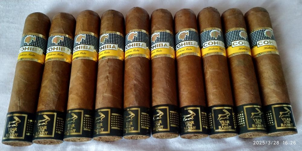 25 Cohiba Siglo de Oro Year of the Rabbit (&eacute;dition premium) 