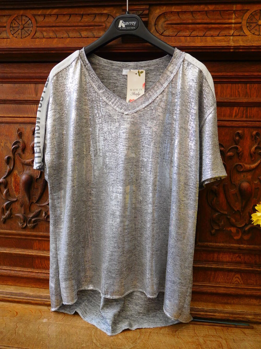 combi-pantalon et thee-shirt neufs Vêtements