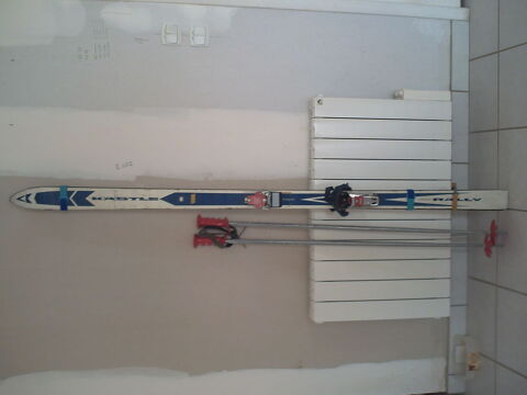 Skis de piste + B�tons 150 B�g�-la-Ville (01)