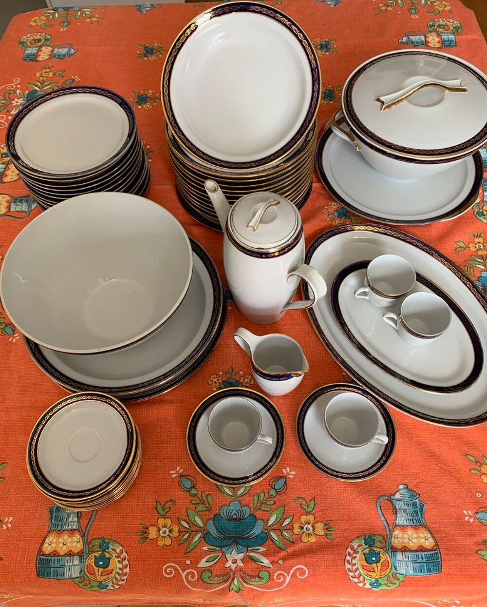 Service vaisselle porcelaine ST Amand limoges Cuisine