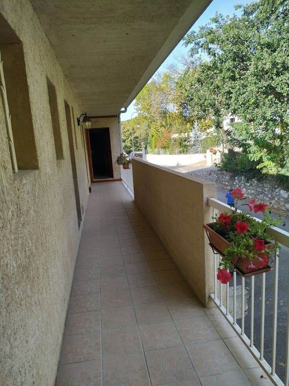   Gréoux station thermale T1 de 28m2 climatisé 
rivière lacs Provence-Alpes-Côte d'Azur, Gréoux-les-Bains (04800)