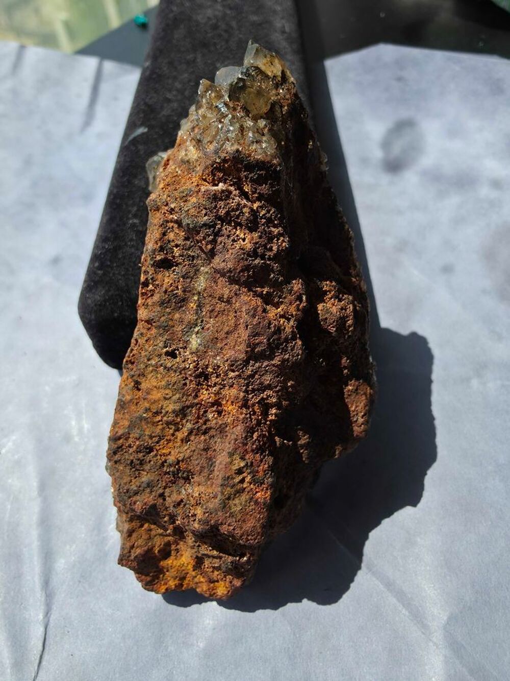 Pi&egrave;ce Unique Quartz Fum&eacute; Naturel du Congo-8,4 cm 