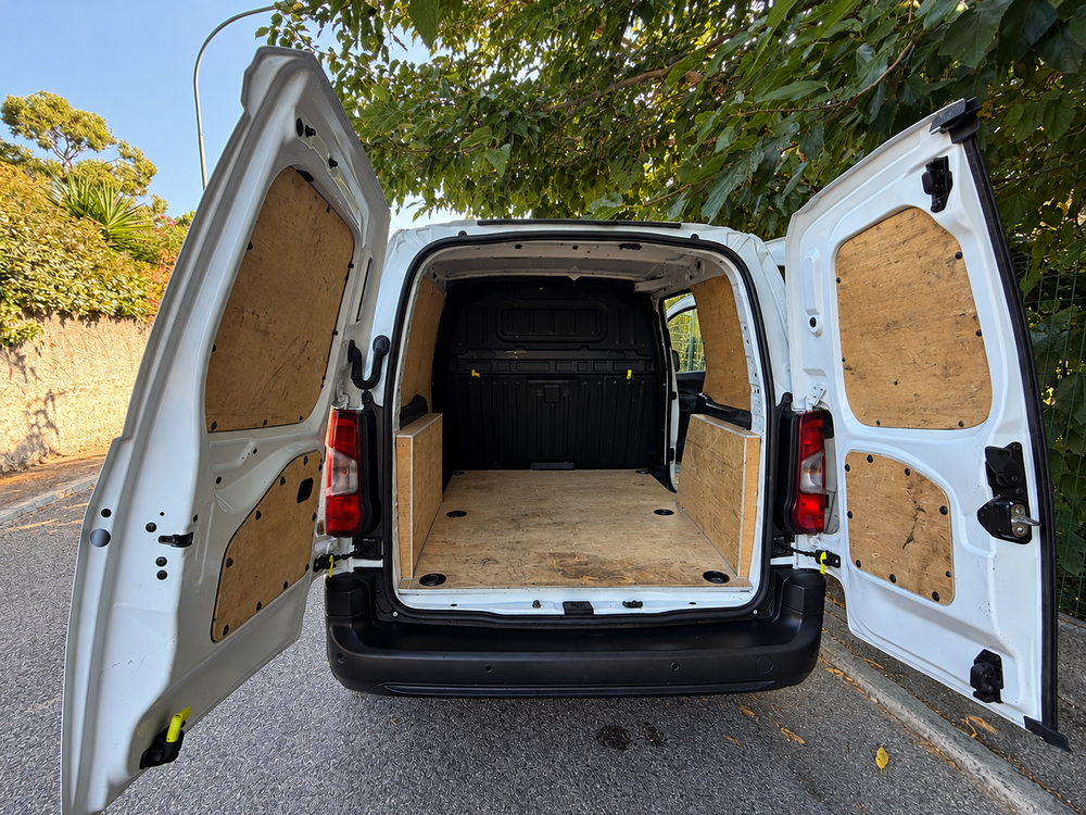 Berlingo BERLINGO VAN M 650 BLUEHDI 100 S&S BVM6 CONTROL 2022 occasion 13600 La Ciotat