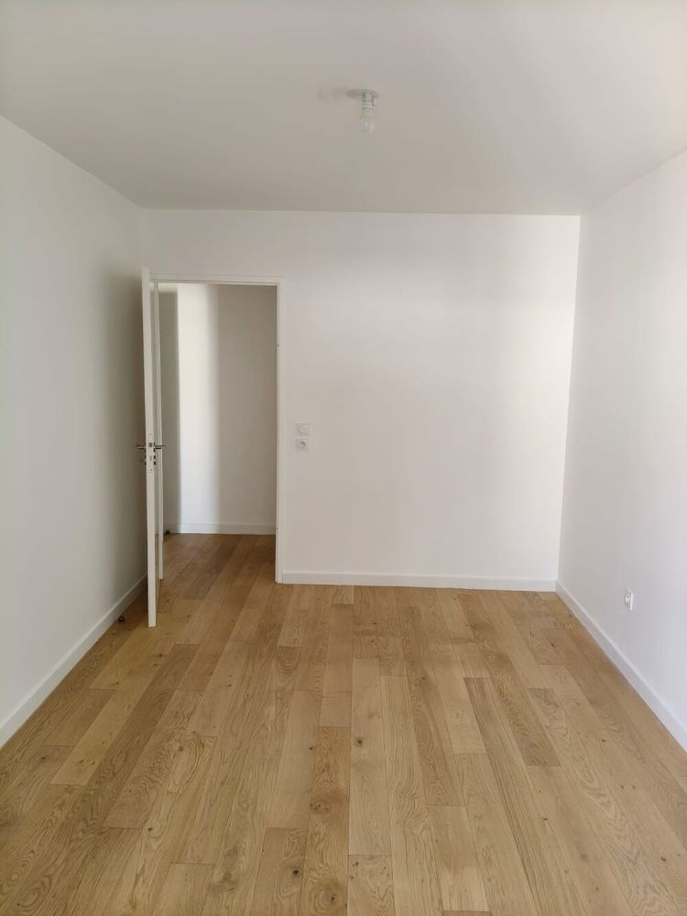 Location Appartement d'un bel appartement 60m2 à Clamart libre de suite. Clamart