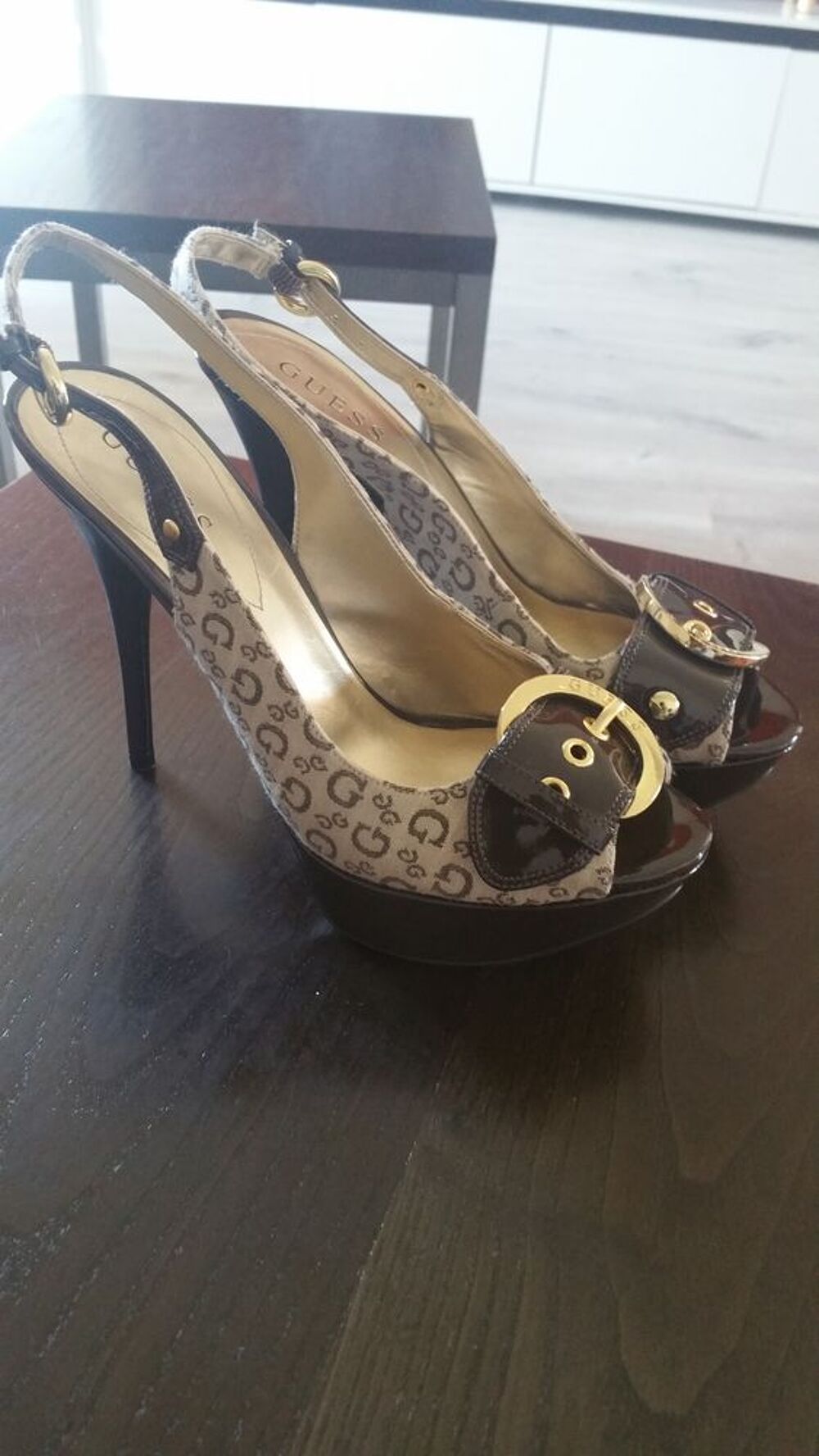 Chaussures &agrave; talons hauts Chaussures