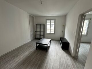  Appartement à louer 2 pièces 38 m²