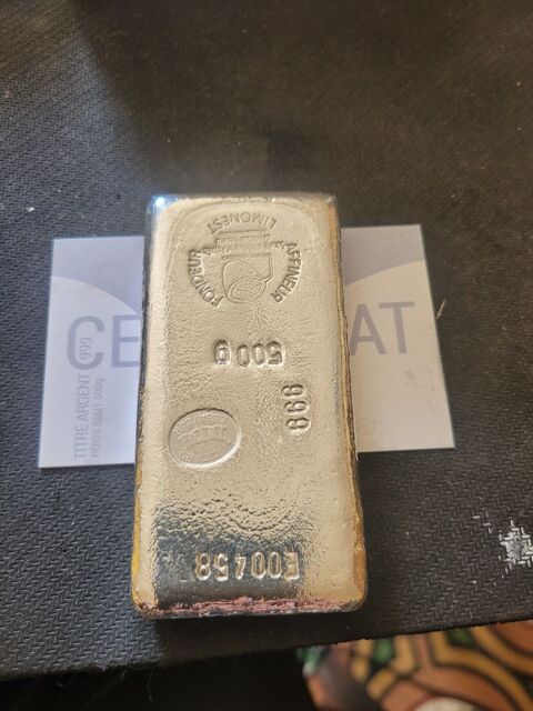 LINGOT ARGENT PUR DE 500g NEUF
AVEC CERTIFICAT DU FONDEUR 1300 Ruoms (07)