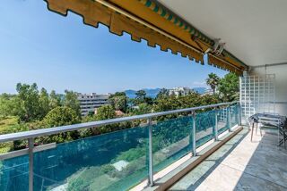  Appartement à vendre 3 pièces 95 m² Cannes