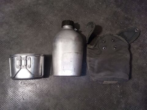 Gourde quart et sacoche militaire 9 Toul (54)