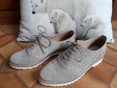 Chaussures grises - Pier One - T/ 38 12 Livry-Gargan (93)