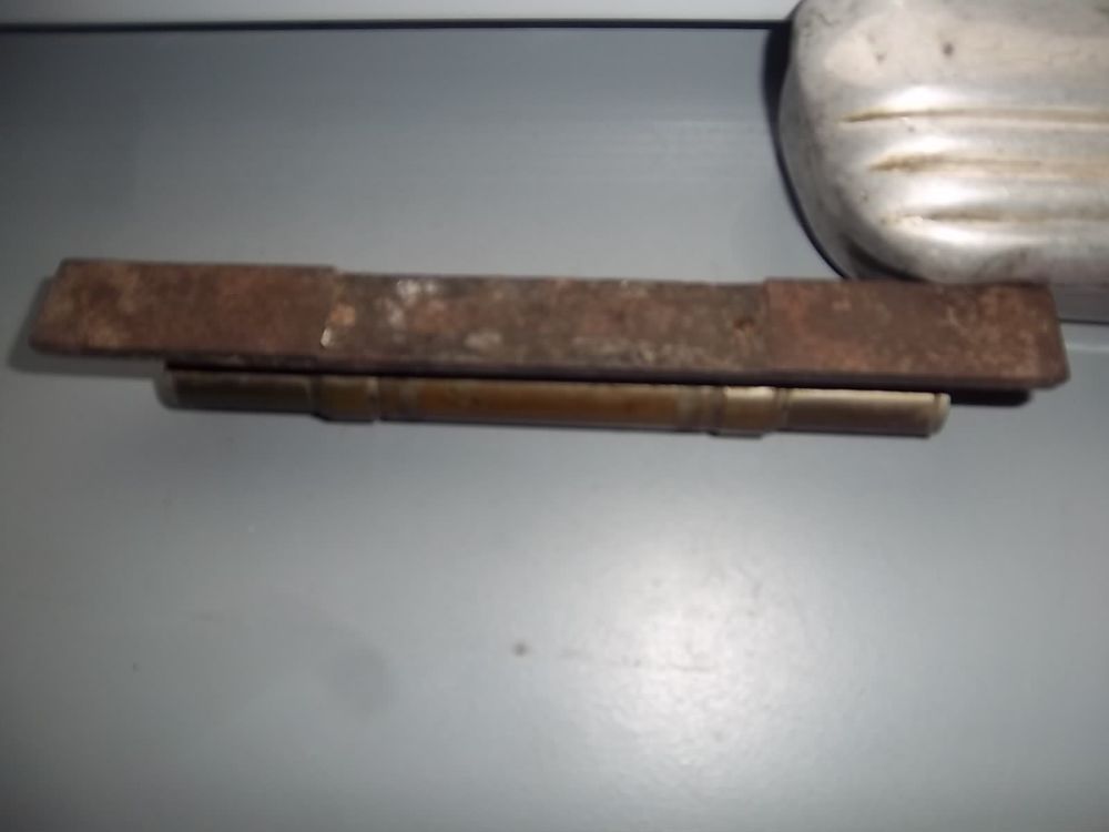 ancien niveau &agrave; bulles laiton bronze? 