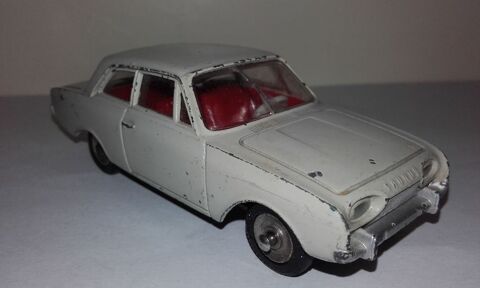Dinky Toys Meccano - Ford Taunus 20 Angers (49)