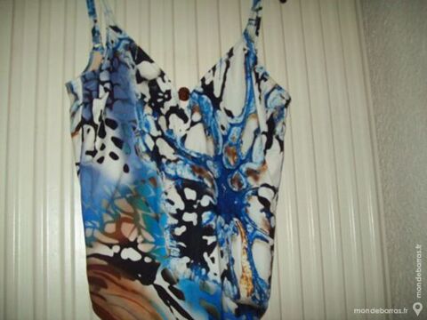 tr�s joli Maillot de bain t 46 //prix en baisse 40 Lyon 8 (69)
