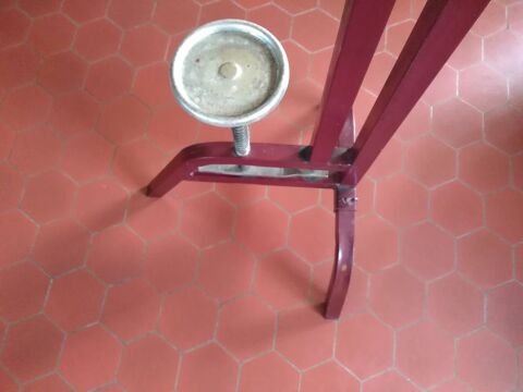 BOUCHEUSE � BOUTEILLE de vin 
Avec Collerettes rouge inclus 12 Wasquehal (59)