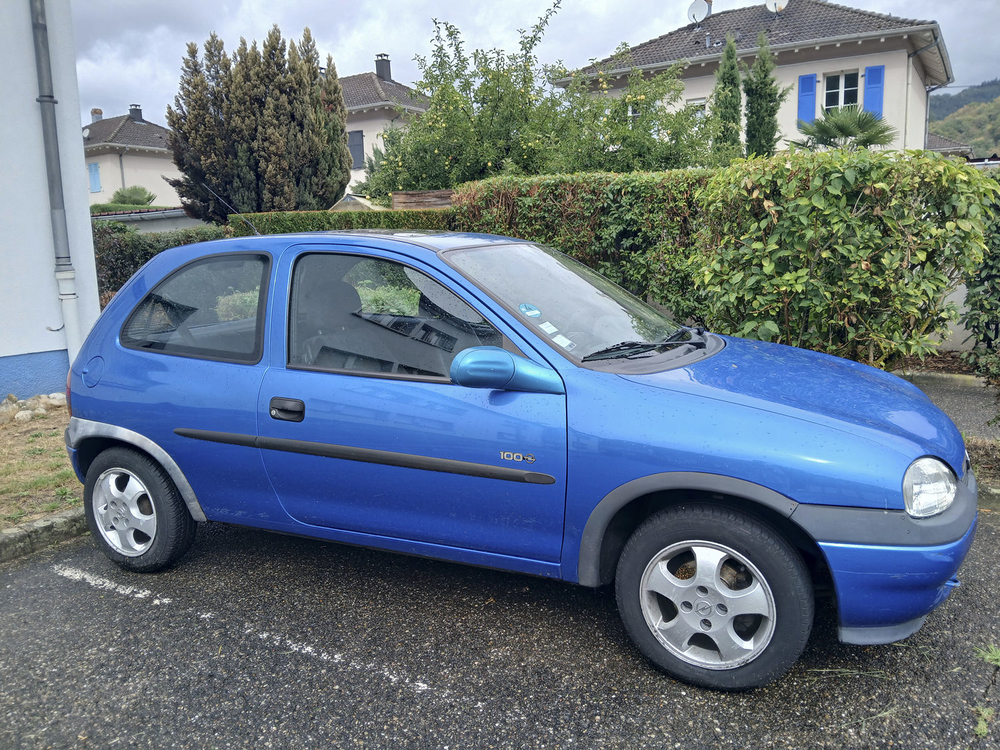 Corsa 1.0i 12S City 1999 occasion 68140 Munster