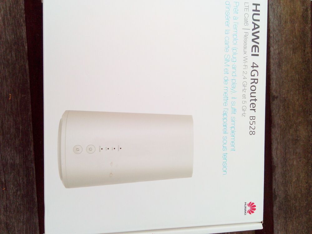 Routeur Huawei wifi 4G+/4G (5G
TR&Egrave;S HAUT D&Eacute;BIT Matériel informatique