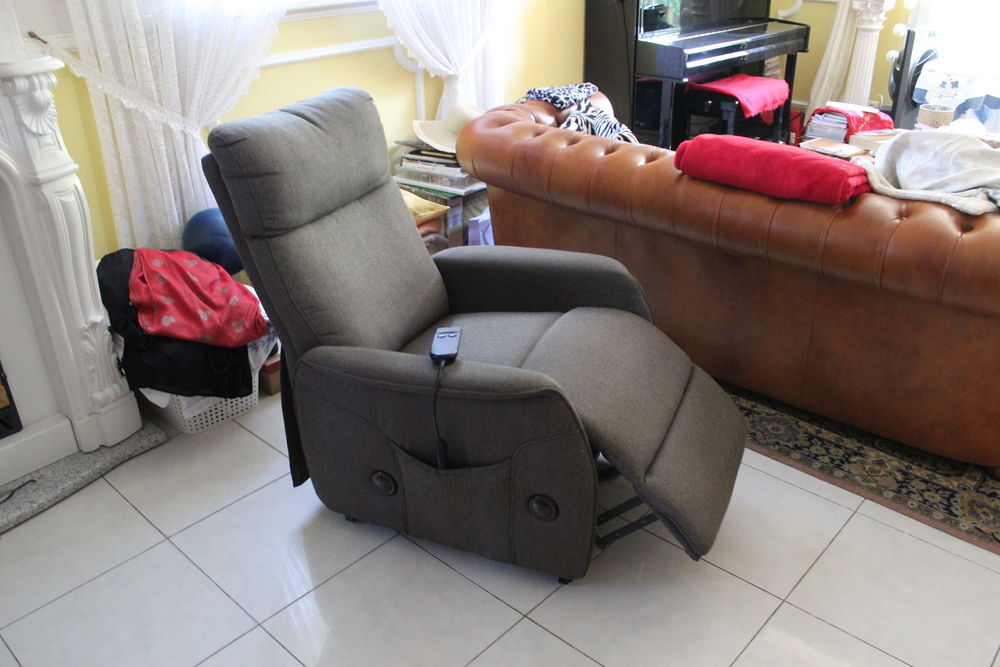 fauteuil relax &eacute;lectrique Meubles