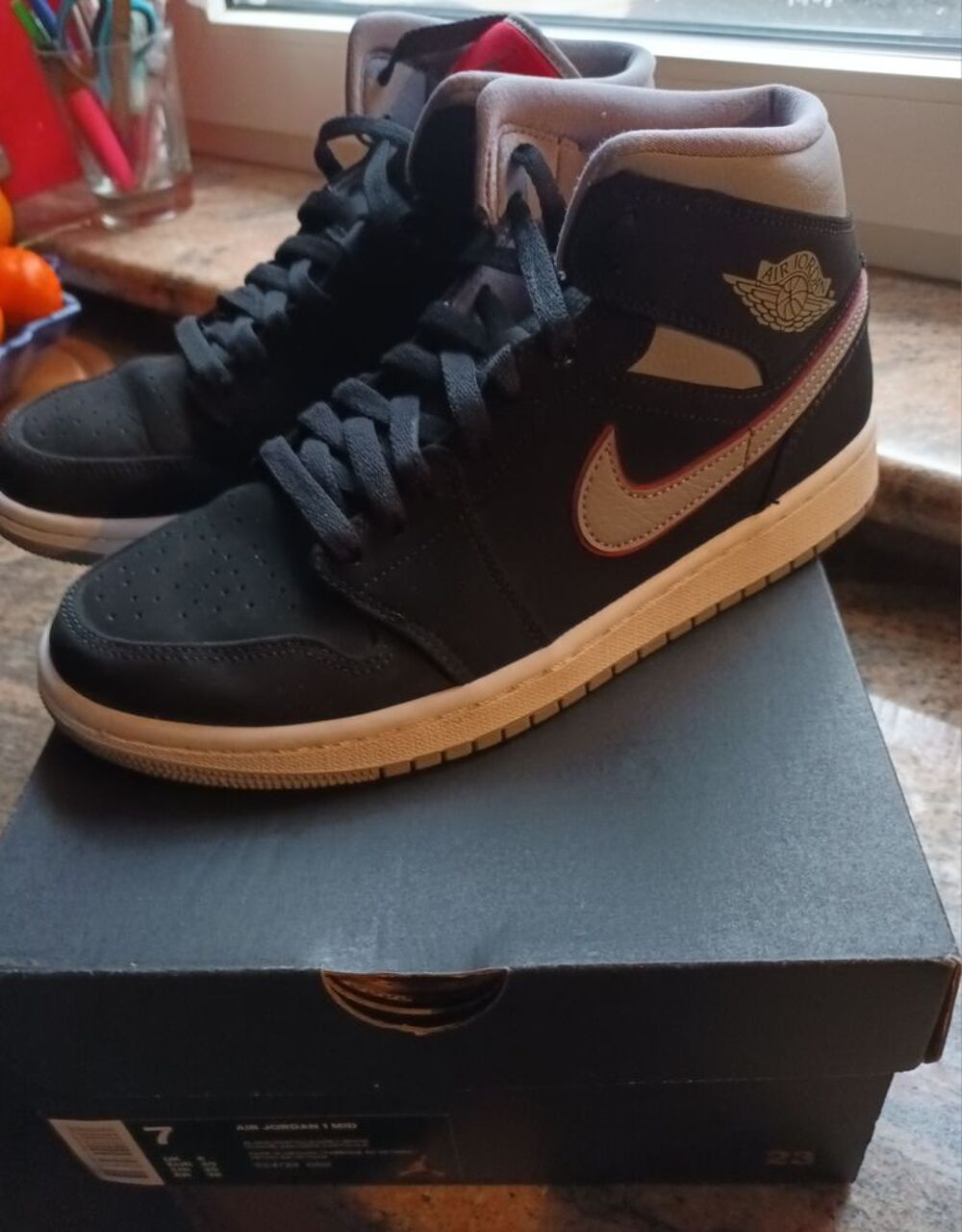 basket jordan mid Chaussures